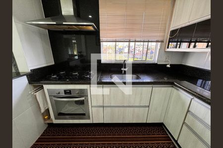 Casa à venda com 270m², 3 quartos e 2 vagasCozinha