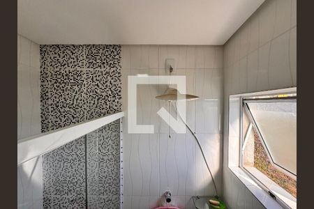 Casa à venda com 270m², 3 quartos e 2 vagasBanheiro suíte 1