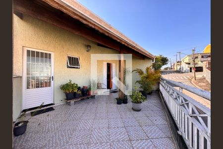 Casa à venda com 270m², 3 quartos e 2 vagasVaranda