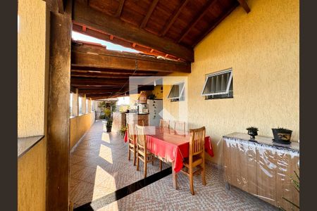 Casa à venda com 270m², 3 quartos e 2 vagasVaranda gourmet