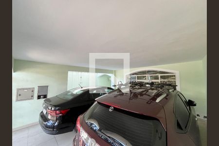 Casa à venda com 288m², 4 quartos e 2 vagasGaragem
