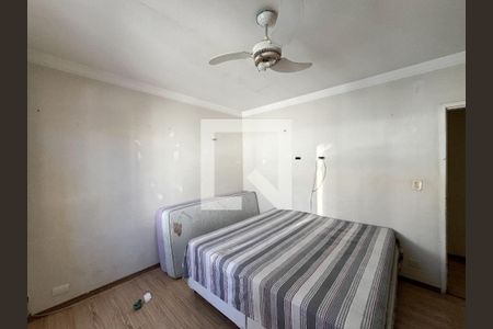 Casa à venda com 288m², 4 quartos e 2 vagasQuarto 2