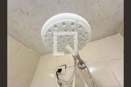 Casa à venda com 288m², 4 quartos e 2 vagasBanheiro de serviço