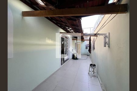 Casa à venda com 288m², 4 quartos e 2 vagasÁrea externa