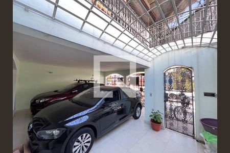 Casa à venda com 288m², 4 quartos e 2 vagasGaragem