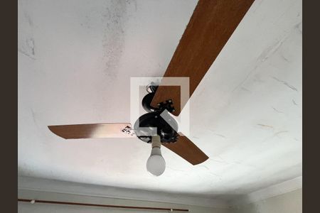 Casa à venda com 288m², 4 quartos e 2 vagasSuite