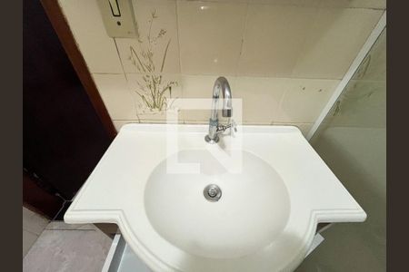 Casa à venda com 288m², 4 quartos e 2 vagasBanheiro de serviço