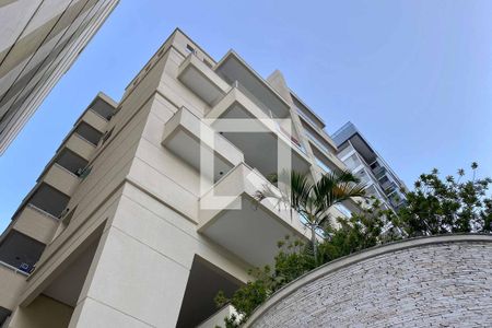 Apartamento à venda com 120m², 2 quartos e 1 vagaFachada