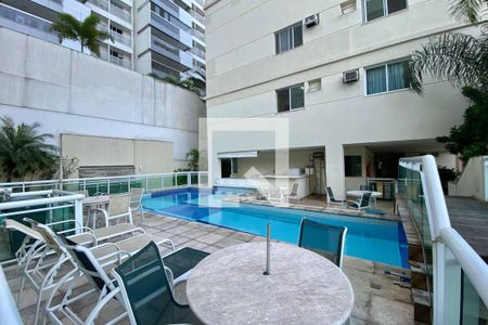 Apartamento à venda com 120m², 2 quartos e 1 vagaÁrea comum - Piscina