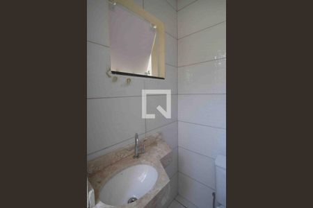 Casa de condomínio para alugar com 99m², 3 quartos e 2 vagasLavabo