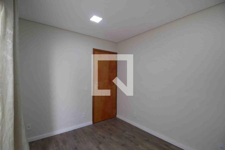 Casa de condomínio para alugar com 99m², 3 quartos e 2 vagasSuíte 2