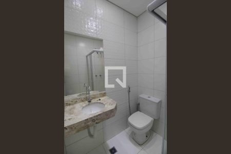 Casa de condomínio para alugar com 99m², 3 quartos e 2 vagasBanheiro da Suíte 1