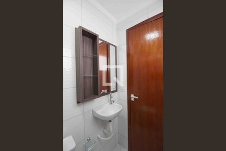 Casa de condomínio para alugar com 99m², 3 quartos e 2 vagasBanheiro Suíte Piso Superior