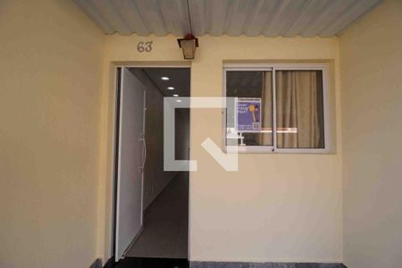 Casa de condomínio para alugar com 99m², 3 quartos e 2 vagasFachada da Casa