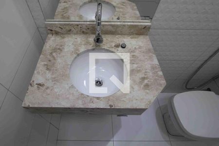 Casa de condomínio para alugar com 99m², 3 quartos e 2 vagasBanheiro da Suíte 1