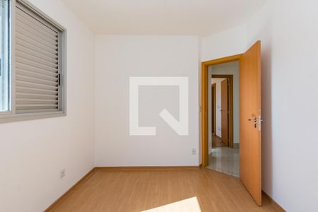 Apartamento à venda com 70m², 3 quartos e 2 vagasQuarto 3