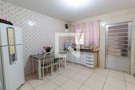 Casa à venda com 300m², 5 quartos e 3 vagasCozinha 2