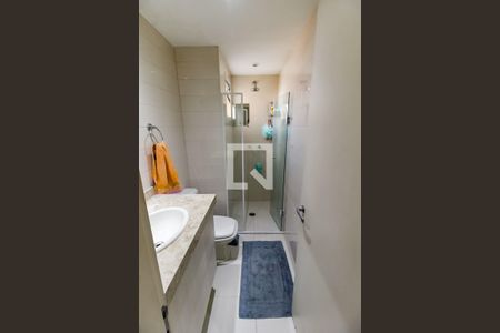 Apartamento à venda com 106m², 3 quartos e 2 vagas Apartamento à venda com 106m², 3 quartos e 2 vagasBanheiro Corredor