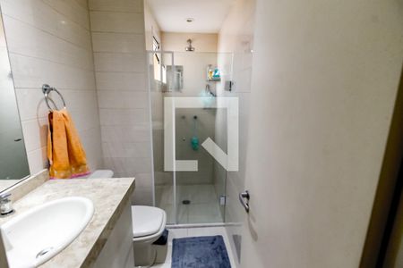 Apartamento à venda com 106m², 3 quartos e 2 vagas Apartamento à venda com 106m², 3 quartos e 2 vagasBanheiro Corredor