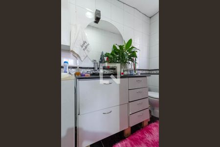 Casa à venda com 400m², 2 quartos e sem vagaBanheiro da suíte 2