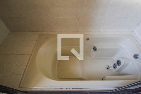 Banheiro de casa à venda com 4 quartos, 175m² em Vila Carrão, São Paulo