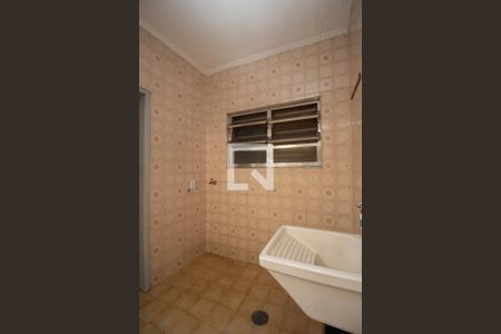 Casa para alugar com 180m², 3 quartos e 5 vagas Casa para alugar com 180m², 3 quartos e 5 vagasÁrea de Serviço