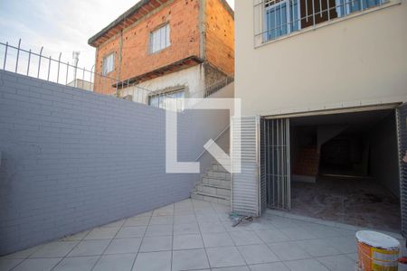 Casa para alugar com 180m², 3 quartos e 5 vagas Casa para alugar com 180m², 3 quartos e 5 vagasGaragem