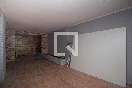 Casa para alugar com 180m², 3 quartos e 5 vagas Casa para alugar com 180m², 3 quartos e 5 vagasGaragem