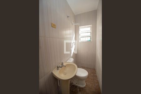 Casa para alugar com 180m², 3 quartos e 5 vagas Casa para alugar com 180m², 3 quartos e 5 vagasBanheiro 2