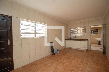 Casa para alugar com 180m², 3 quartos e 5 vagas Casa para alugar com 180m², 3 quartos e 5 vagasCozinha