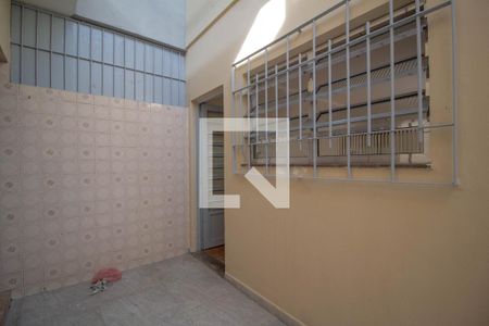 Casa para alugar com 180m², 3 quartos e 5 vagas Casa para alugar com 180m², 3 quartos e 5 vagasQuintal