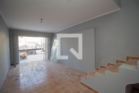 Casa para alugar com 180m², 3 quartos e 5 vagas Casa para alugar com 180m², 3 quartos e 5 vagasGaragem