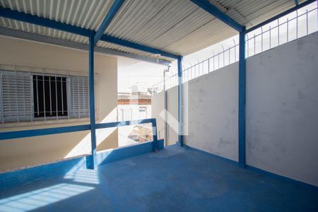 Casa para alugar com 180m², 3 quartos e 5 vagas Casa para alugar com 180m², 3 quartos e 5 vagasTerraço
