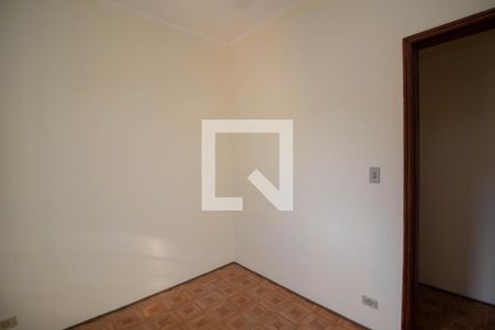 Casa para alugar com 180m², 3 quartos e 5 vagas Casa para alugar com 180m², 3 quartos e 5 vagasQuarto 2