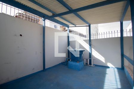 Casa para alugar com 180m², 3 quartos e 5 vagas Casa para alugar com 180m², 3 quartos e 5 vagasTerraço