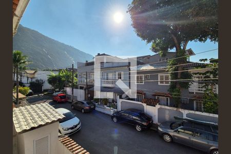 Casa de condomínio à venda com 265m², 3 quartos e 1 vagaSacada