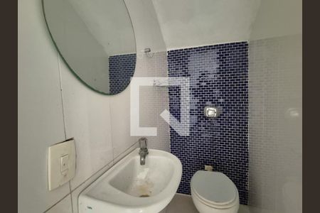 Casa de condomínio à venda com 265m², 3 quartos e 1 vagaBanheiro