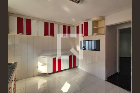 Casa de condomínio à venda com 265m², 3 quartos e 1 vagaCozinha