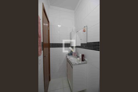 Casa para alugar com 71m², 2 quartos e 2 vagasBanheiro