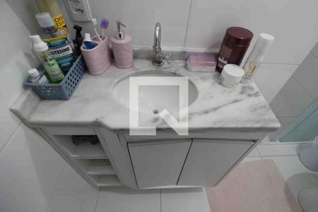 Casa para alugar com 71m², 2 quartos e 2 vagasBanheiro