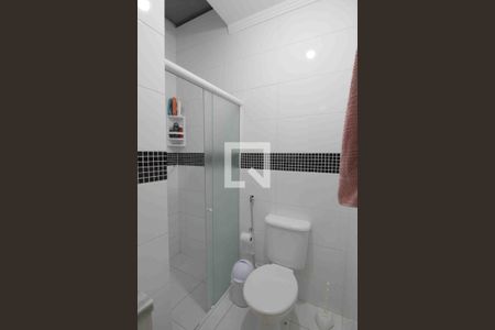 Casa para alugar com 71m², 2 quartos e 2 vagasBanheiro