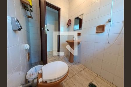 Casa à venda com 408m², 6 quartos e 4 vagasBanheiro Quarto Externo