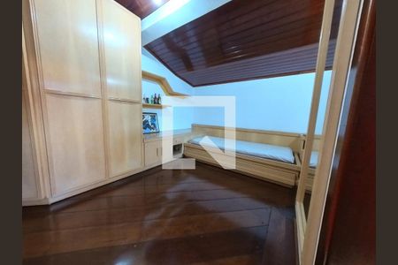Casa à venda com 408m², 6 quartos e 4 vagasQuarto 4