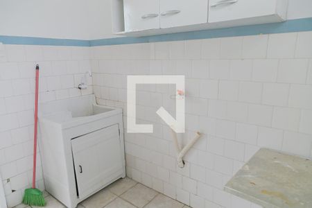 Casa à venda com 380m², 5 quartos e 6 vagas Casa à venda com 380m², 5 quartos e 6 vagasÁrea de Serviço