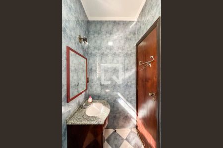 Casa à venda com 251m², 3 quartos e 4 vagas Casa à venda com 251m², 3 quartos e 4 vagasBanheiro