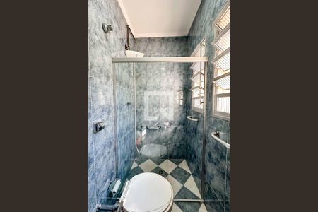 Casa à venda com 251m², 3 quartos e 4 vagas Casa à venda com 251m², 3 quartos e 4 vagasBanheiro