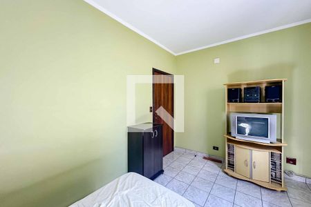 Casa à venda com 251m², 3 quartos e 4 vagas Casa à venda com 251m², 3 quartos e 4 vagasQuarto