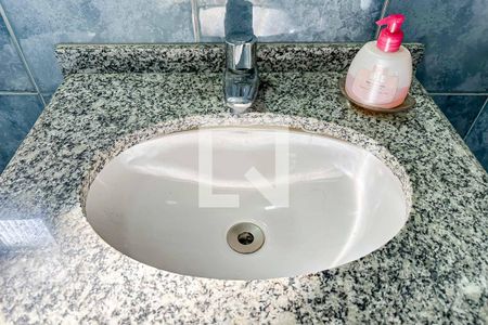 Casa à venda com 251m², 3 quartos e 4 vagas Casa à venda com 251m², 3 quartos e 4 vagasBanheiro