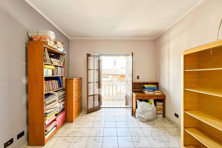 Casa à venda com 251m², 3 quartos e 4 vagas Casa à venda com 251m², 3 quartos e 4 vagasQuarto