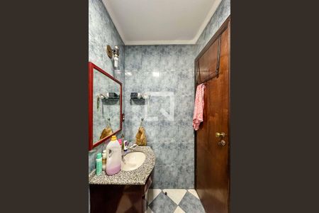 Casa à venda com 251m², 3 quartos e 4 vagas Casa à venda com 251m², 3 quartos e 4 vagasBanheiro